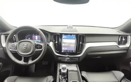 Volvo XC60 II, 2022 год, 2 979 000 рублей, 5 фотография