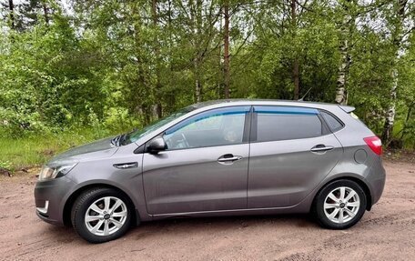 KIA Rio III рестайлинг, 2015 год, 1 000 000 рублей, 2 фотография