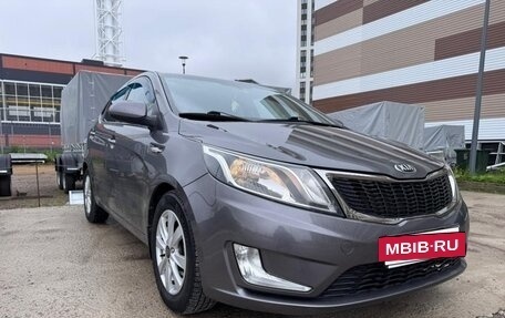 KIA Rio III рестайлинг, 2015 год, 1 000 000 рублей, 6 фотография