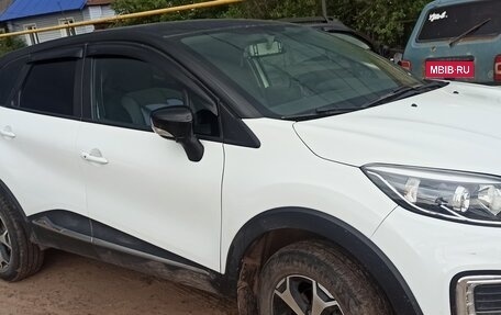 Renault Kaptur I рестайлинг, 2019 год, 1 650 000 рублей, 3 фотография