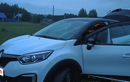 Renault Kaptur I рестайлинг, 2019 год, 1 650 000 рублей, 7 фотография