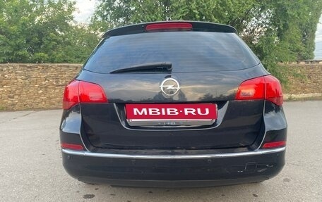 Opel Astra J, 2013 год, 710 000 рублей, 6 фотография