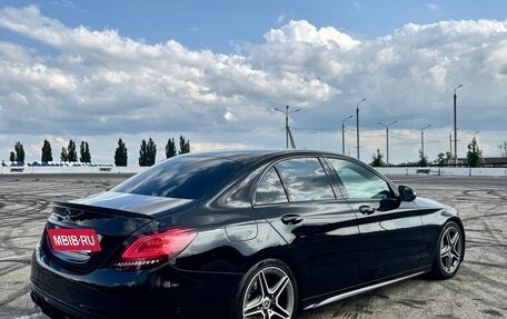 Mercedes-Benz C-Класс, 2019 год, 3 100 000 рублей, 4 фотография