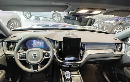 Volvo XC60 II, 2025 год, 10 300 000 рублей, 6 фотография