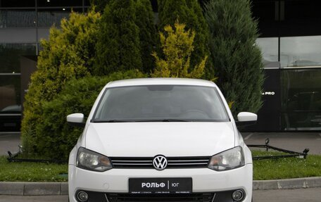 Volkswagen Polo VI (EU Market), 2011 год, 698 000 рублей, 2 фотография