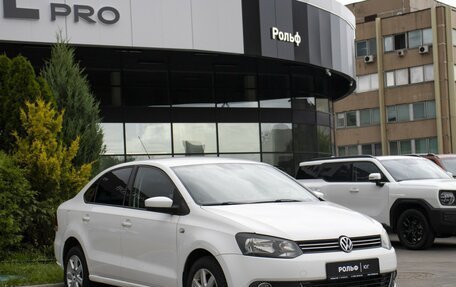 Volkswagen Polo VI (EU Market), 2011 год, 698 000 рублей, 3 фотография