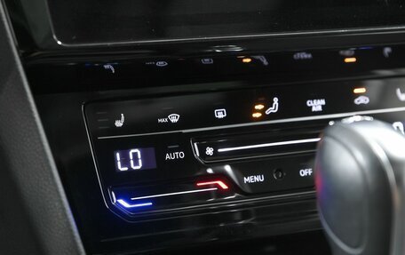 Volkswagen Passat CC, 2022 год, 3 200 000 рублей, 12 фотография