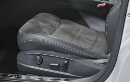 Volkswagen Passat CC, 2022 год, 3 200 000 рублей, 18 фотография