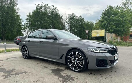 BMW 5 серия, 2021 год, 5 600 000 рублей, 6 фотография