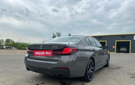 BMW 5 серия, 2021 год, 5 600 000 рублей, 8 фотография