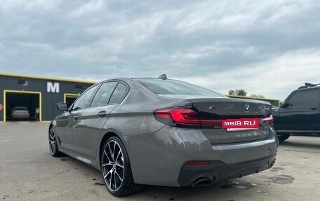 BMW 5 серия, 2021 год, 5 600 000 рублей, 9 фотография