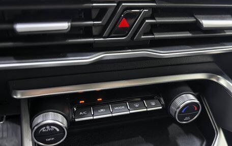Geely Coolray I, 2020 год, 1 599 000 рублей, 16 фотография