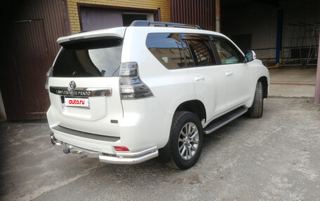 Toyota Land Cruiser Prado 150 рестайлинг 2, 2017 год, 4 550 000 рублей, 3 фотография