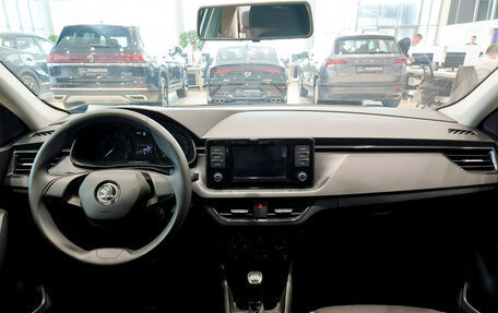 Skoda Rapid II, 2020 год, 1 350 000 рублей, 14 фотография