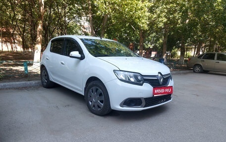 Renault Sandero II рестайлинг, 2016 год, 600 000 рублей, 1 фотография