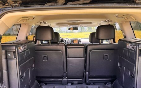 Toyota Land Cruiser 200, 2015 год, 3 300 000 рублей, 6 фотография