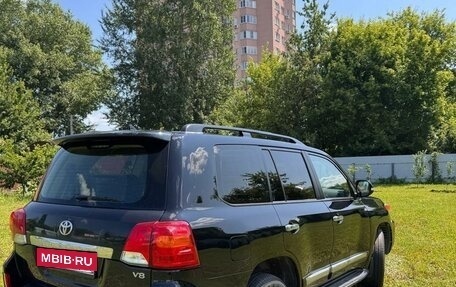 Toyota Land Cruiser 200, 2015 год, 3 300 000 рублей, 9 фотография
