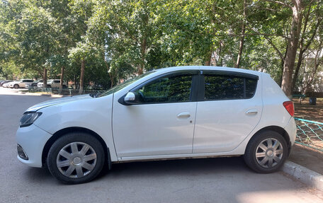 Renault Sandero II рестайлинг, 2016 год, 600 000 рублей, 3 фотография