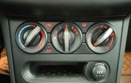 Nissan Qashqai, 2012 год, 1 140 000 рублей, 17 фотография