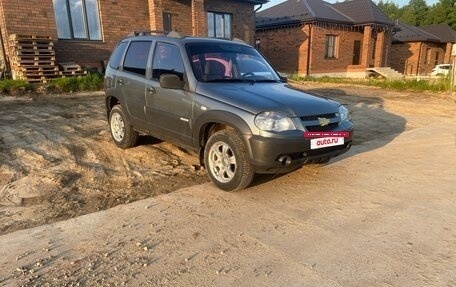 Chevrolet Niva I рестайлинг, 2012 год, 490 000 рублей, 2 фотография