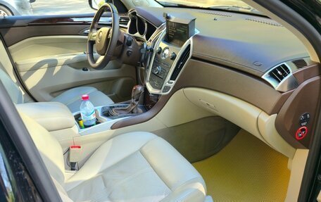 Cadillac SRX II рестайлинг, 2010 год, 980 000 рублей, 18 фотография