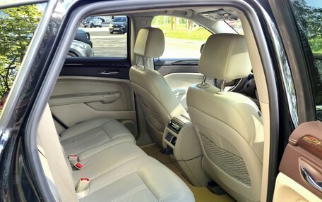 Cadillac SRX II рестайлинг, 2010 год, 980 000 рублей, 23 фотография