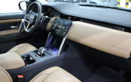Land Rover Discovery Sport I рестайлинг, 2025 год, 6 290 000 рублей, 32 фотография