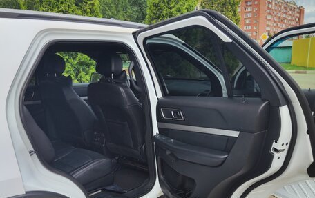Ford Explorer VI, 2018 год, 2 800 000 рублей, 12 фотография