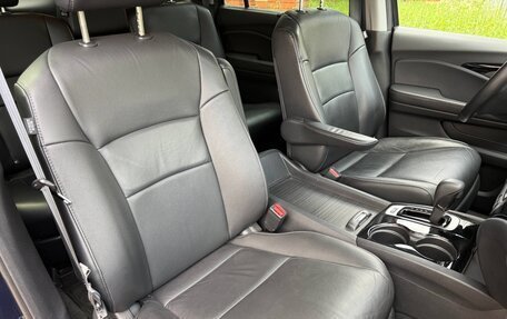 Honda Pilot III рестайлинг, 2018 год, 3 600 000 рублей, 19 фотография