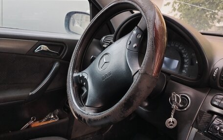 Mercedes-Benz C-Класс, 2000 год, 250 000 рублей, 5 фотография