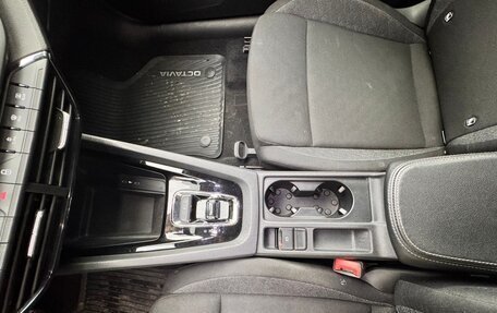 Skoda Octavia IV, 2021 год, 2 070 000 рублей, 19 фотография
