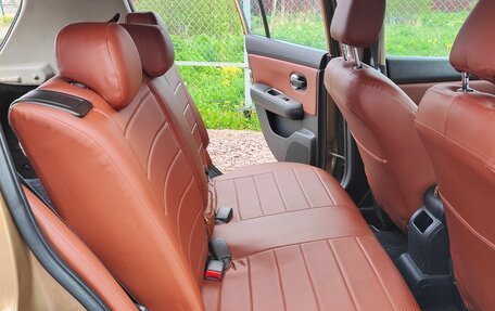 Nissan Tiida, 2007 год, 790 000 рублей, 24 фотография