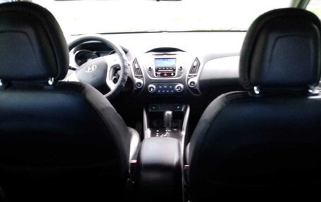 Hyundai ix35 I рестайлинг, 2011 год, 1 250 000 рублей, 8 фотография