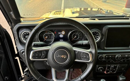 Jeep Gladiator, 2023 год, 9 730 000 рублей, 10 фотография