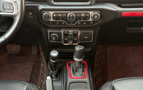 Jeep Gladiator, 2023 год, 9 730 000 рублей, 16 фотография