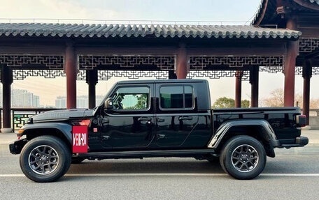 Jeep Gladiator, 2023 год, 9 730 000 рублей, 7 фотография