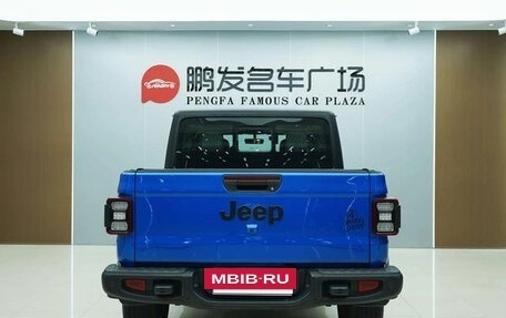 Jeep Gladiator, 2023 год, 11 214 000 рублей, 3 фотография