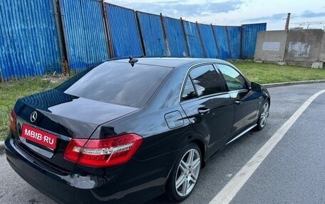 Mercedes-Benz E-Класс, 2011 год, 1 700 000 рублей, 1 фотография