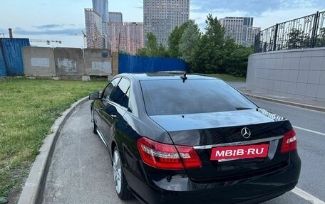 Mercedes-Benz E-Класс, 2011 год, 1 700 000 рублей, 6 фотография