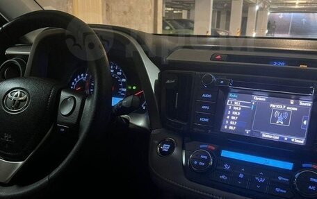 Toyota RAV4, 2014 год, 2 050 000 рублей, 4 фотография