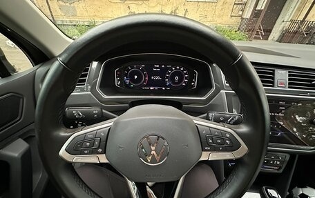 Volkswagen Tiguan II, 2021 год, 3 700 000 рублей, 18 фотография