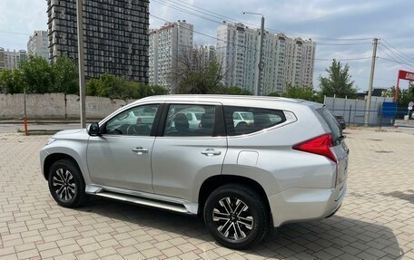 Mitsubishi Pajero Sport III рестайлинг, 2018 год, 2 650 000 рублей, 5 фотография