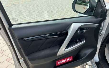 Mitsubishi Pajero Sport III рестайлинг, 2018 год, 2 650 000 рублей, 15 фотография