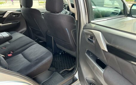 Mitsubishi Pajero Sport III рестайлинг, 2018 год, 2 650 000 рублей, 22 фотография
