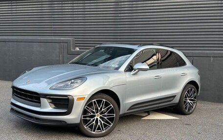 Porsche Macan I рестайлинг, 2022 год, 5 380 000 рублей, 2 фотография