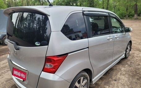 Honda Freed I, 2008 год, 950 000 рублей, 3 фотография