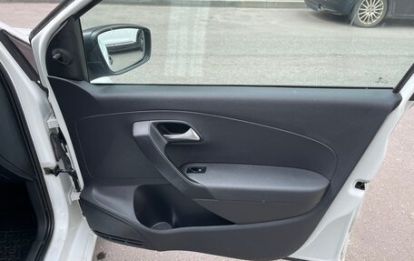 Volkswagen Polo VI (EU Market), 2016 год, 920 000 рублей, 16 фотография