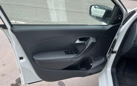 Volkswagen Polo VI (EU Market), 2016 год, 920 000 рублей, 10 фотография