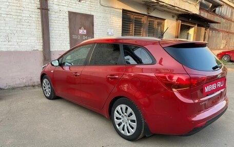 KIA cee'd III, 2015 год, 999 999 рублей, 3 фотография