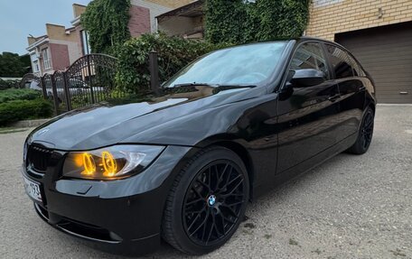 BMW 3 серия, 2006 год, 1 100 000 рублей, 3 фотография
